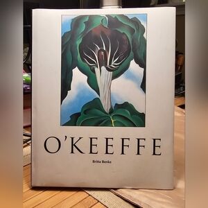 Georgia O'Keeffe Art Book by Britta Benke - Flowers In The Desert